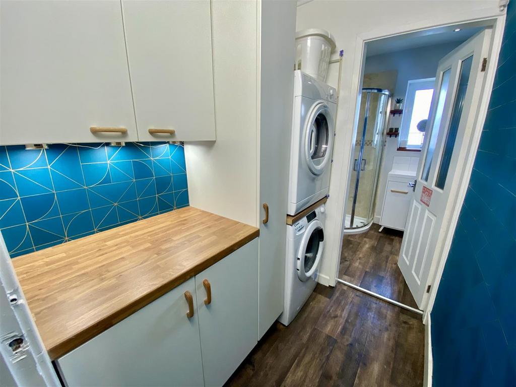 Bramleys Estate Agents - Stocks Bank Road - Mirfie