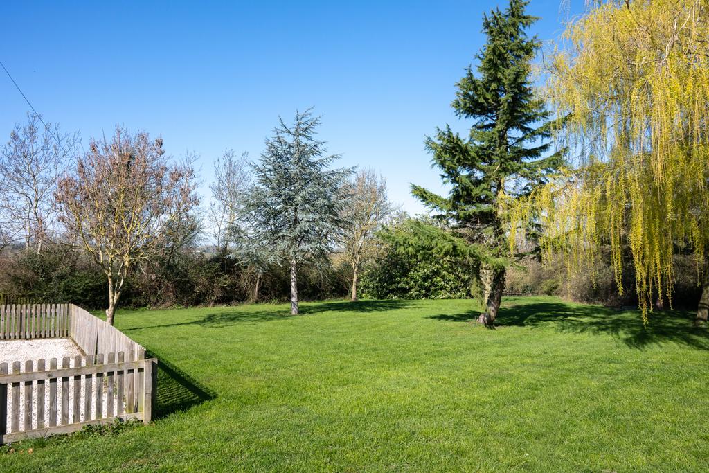 Holiday Lets Garden