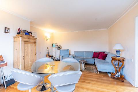 1 bedroom flat for sale, Point Pleasant, Prospect Quay, SW18
