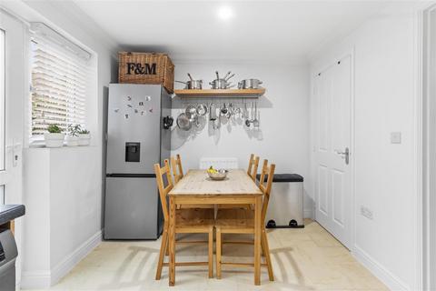 2 bedroom terraced house for sale, Cuckmere Close, Hailsham