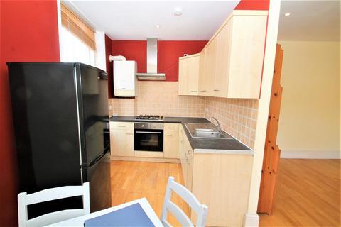 1 bedroom flat to rent, Crown Street, Harrow on the Hill