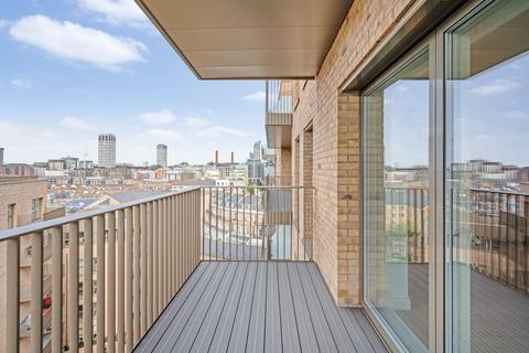 Studio to rent, Botanica Apartments