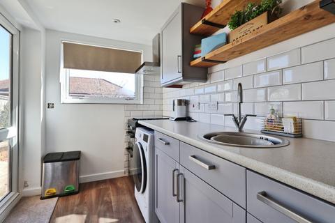 undefined, Manor Close, Langford
