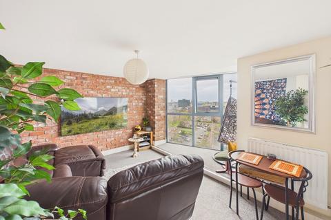 2 bedroom penthouse for sale, Park Road, The Cedars Park Road, NE4