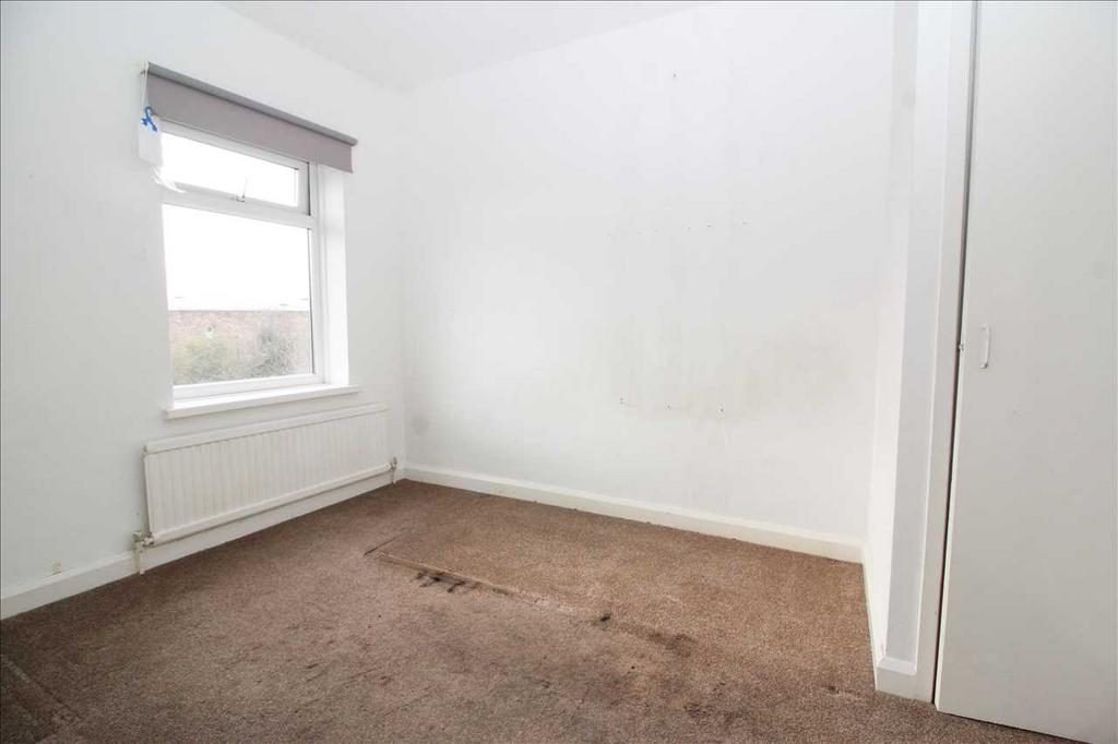 Bedroom ( Rear )
