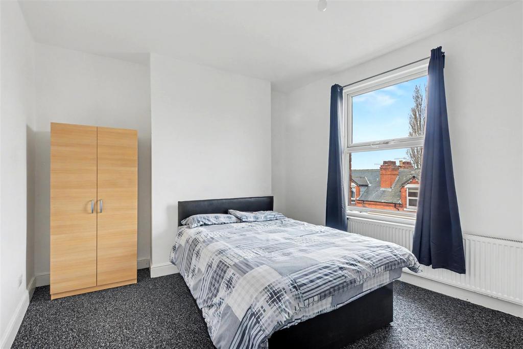Bedroom Five.jpeg