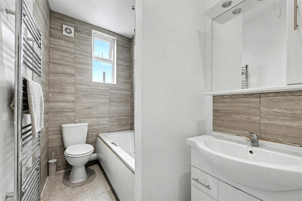 Bathroom.jpeg