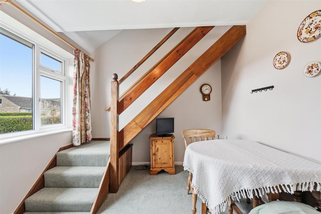 Bedroom/Dining Room