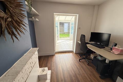 undefined, Luton Road, Dunstable LU5