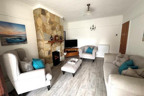 2 bedroom semi-detached bungalow for sale, Burleigh Gardens, Ashford, Surrey, TW15