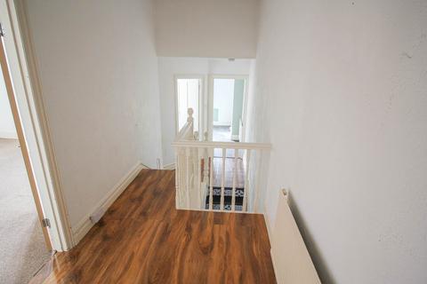 2 bedroom flat for sale, Severn Road*2 Bedrooms*Super Location*Close to Amenities, Beach & Parks*