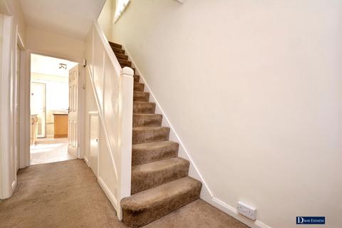 3 bedroom detached house for sale, Shepherds Hill, Harold Wood, RM3