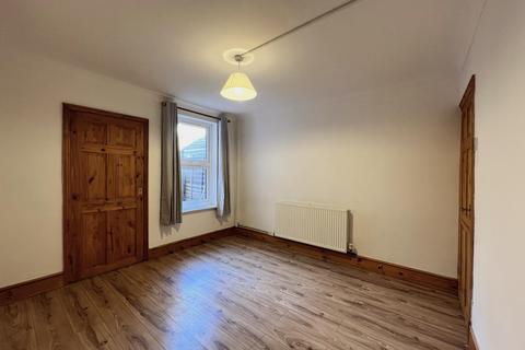 2 bedroom terraced house to rent, Bedford Street, Peterborough, PE1