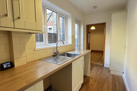 2 bedroom terraced house to rent, Bedford Street, Peterborough, PE1