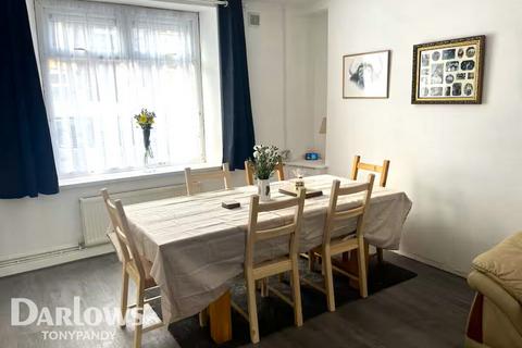 3 bedroom end of terrace house for sale, Griffiths, Street, Ferndale CF43