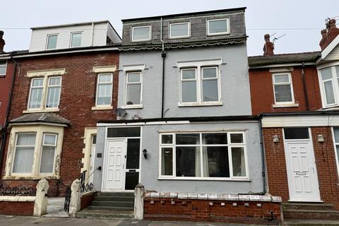 7 bedroom terraced house for sale, Osborne Road, Blackpool FY4