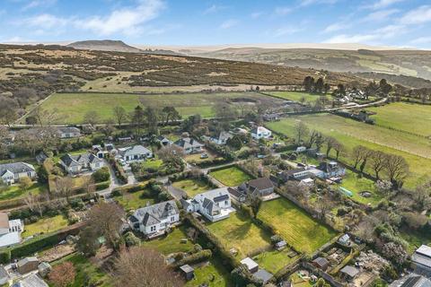 undefined, Dousland, Yelverton