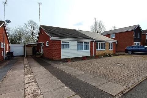 undefined, Lowes Avenue, Warwick