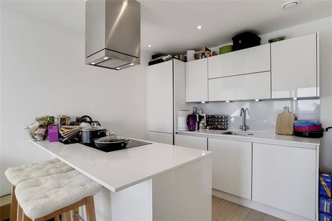 1 bedroom apartment to rent, Horizons Tower, Yabsley Street E14