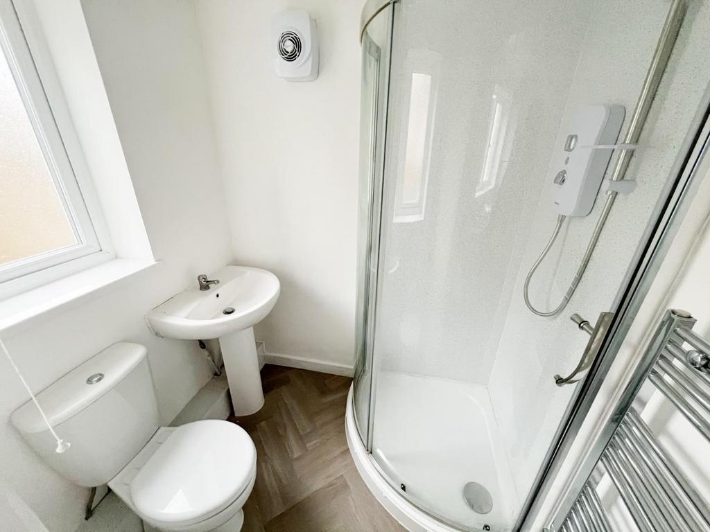 Shower Room.