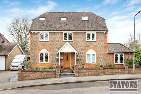 Verwood Drive, Barnet, EN4
