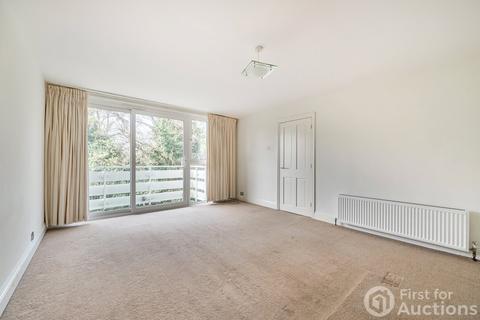 undefined, Petworth Court, Bath Road, Reading