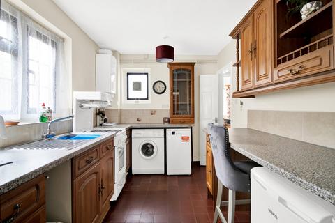 1 bedroom apartment to rent, Meadow Road, Cirencester, Gloucestershire, GL7
