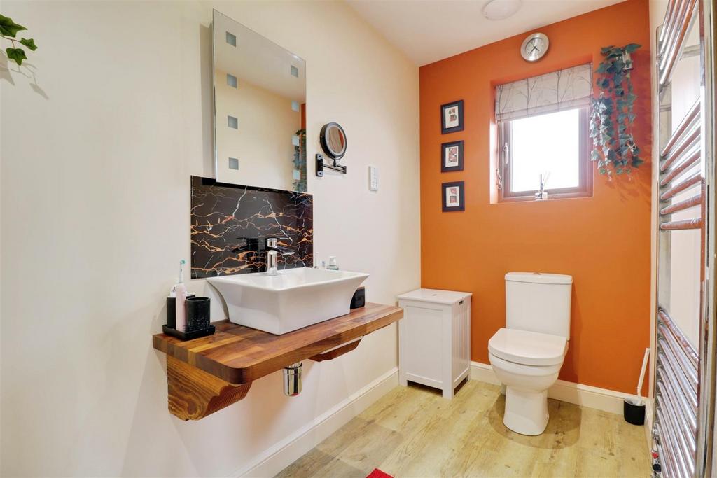 71725885-IMG 6036-IMG 6038.jpg