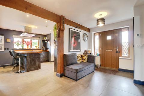 3 bedroom detached house for sale, Apedale Road, Wood Lane