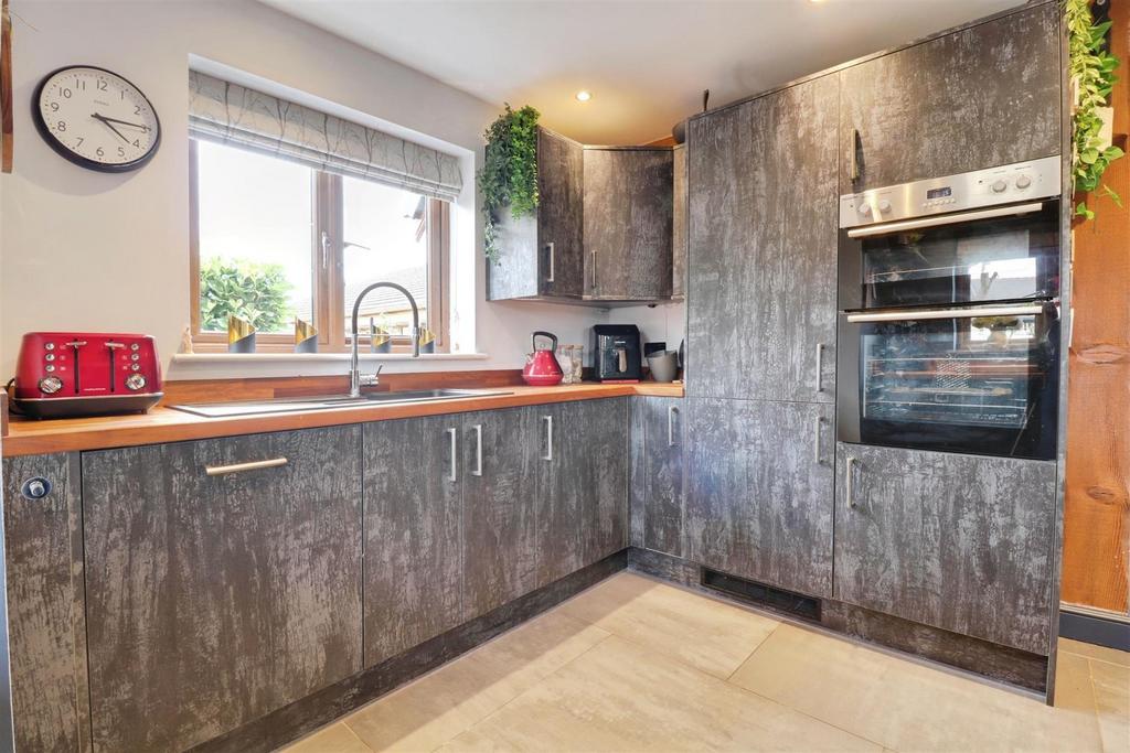 Bf2f2609-IMG 5961-IMG 5963.jpg