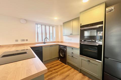 2 bedroom semi-detached house to rent, Matthew Thomas Court, Nottingham, NG9
