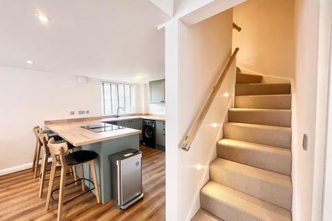 2 bedroom semi-detached house to rent, Matthew Thomas Court, Nottingham, NG9