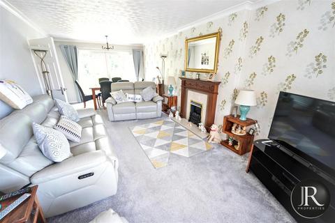 3 bedroom detached house for sale, Antler Drive, Rugeley WS15