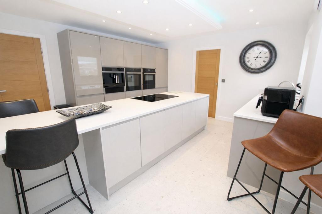 Dining Kitchen / Sitting Room