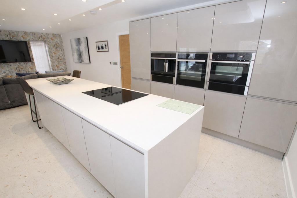 Dining Kitchen / Sitting Room