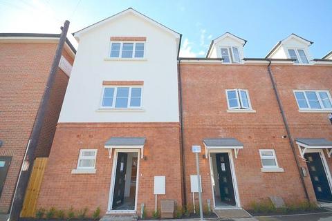 undefined, St Lawrence Road, Upminster, Essex, RM14
