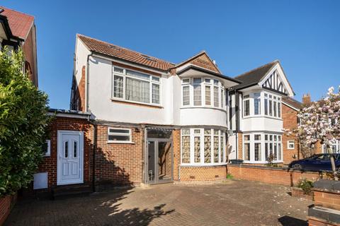 undefined, Baronsmede, Ealing, W5