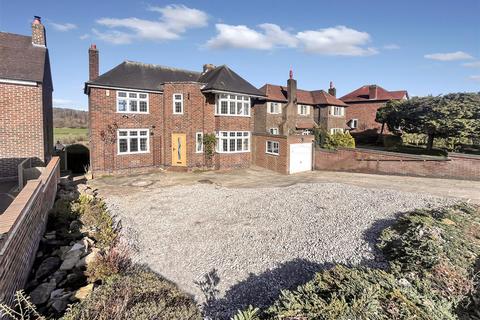 3 bedroom detached house for sale, Burton Road, Swadlincote DE11
