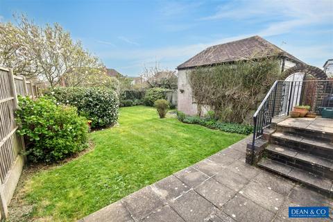 undefined, Meadway Crescent, Hove
