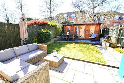3 bedroom end of terrace house for sale, Daisy Drive, Hatfield Garden Village
