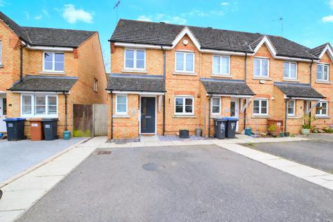 3 bedroom end of terrace house for sale, Daisy Drive, Hatfield Garden Village