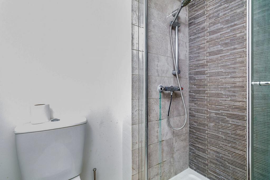 Shower Room/WC