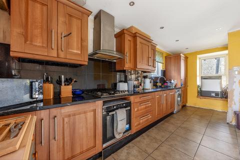 3 bedroom terraced house for sale, Stourhead Close, London