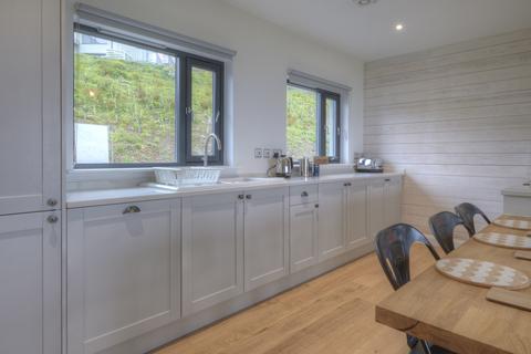 3 bedroom semi-detached house for sale, Pwllheli LL53