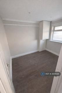 2 bedroom maisonette to rent, Sunny Gardens Road, London, NW4