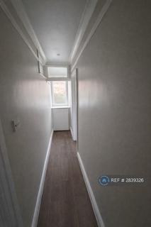 2 bedroom maisonette to rent, Sunny Gardens Road, London, NW4