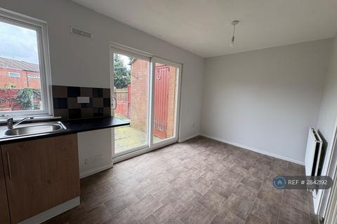 3 bedroom terraced house to rent, Cornwall Road, Birmingham, B45