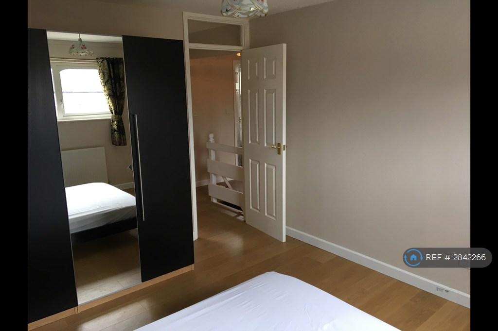 Bedroom 2a