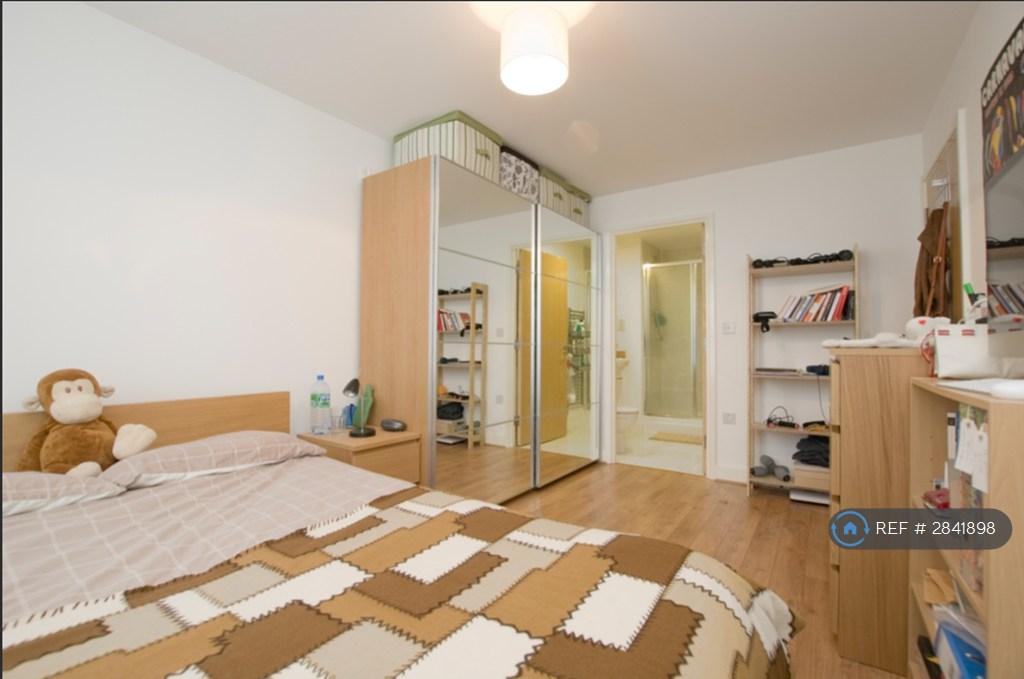 En-Suite Bedroom