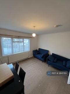 3 bedroom maisonette to rent, Browning Avenue, London, W7